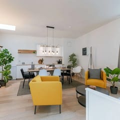 Historic Ghent Apartment, City Views, Walk to