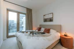 Coastal apartment w/ balcony & parking - Image 4