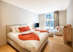 Cozy studio steps from Bloemenmarkt - Image 5