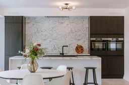 Family-ready apt w/ game console - heart of Ostend - Image 4