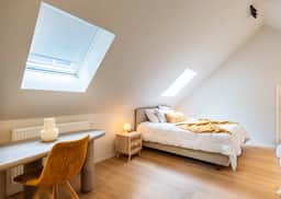Bright duplex near Kouter market - Image 3