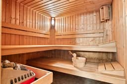 Grand Ostend townhouse with sauna near the sea - Image 3
