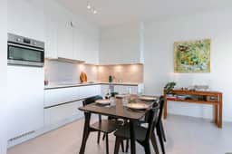 Coastal retreat w/ Wifi & workspace - Image 2