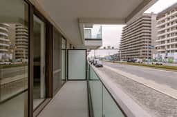Cozy 2BR apartment w/ kitchen & balcony - Image 4