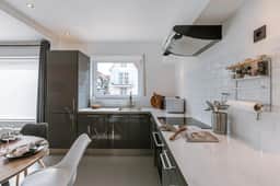 Knokke retreat near the coast w/ full kitchen - Image 4