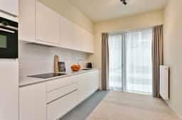 Bright 3BR home w/ Wifi & TV - Image 5