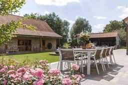 Secluded estate | Pond & terrace, 30 mins to Bruges - Image 4