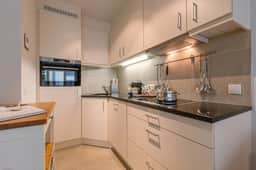 Beachfront Apt 50m from Zeedijk w/ Ocean Views - Image 5