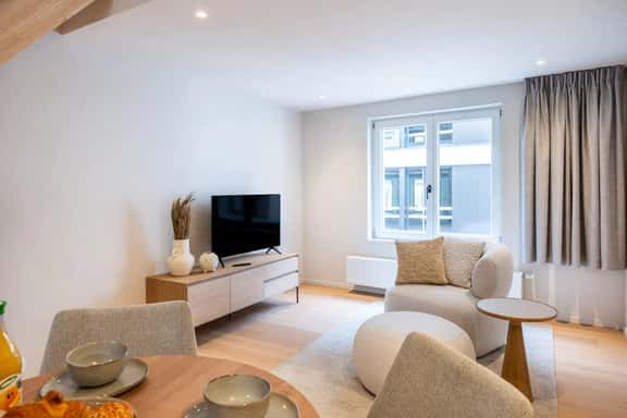Bright duplex near Kouter market - Image 1