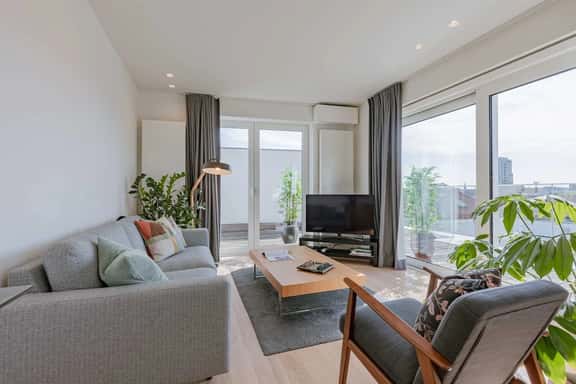 2BR retreat by Ghent's heart w/ terrace - Image 1