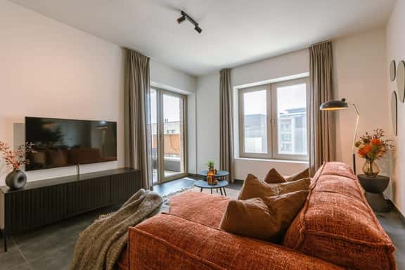 Cozy 2BR coastal retreat w/ elevator access - Image 1