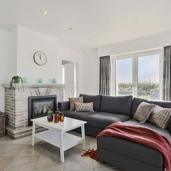 Waterfront retreat near Zeebrugge beach - Image 1
