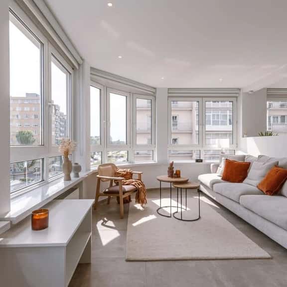 Beachside retreat near Oostende casino - Image 1