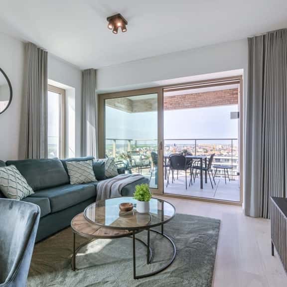 1BR unit w/ parking & elevator - Image 1