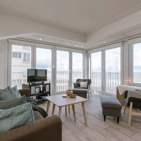 Casiola waterfront apt - sea views - Image 1