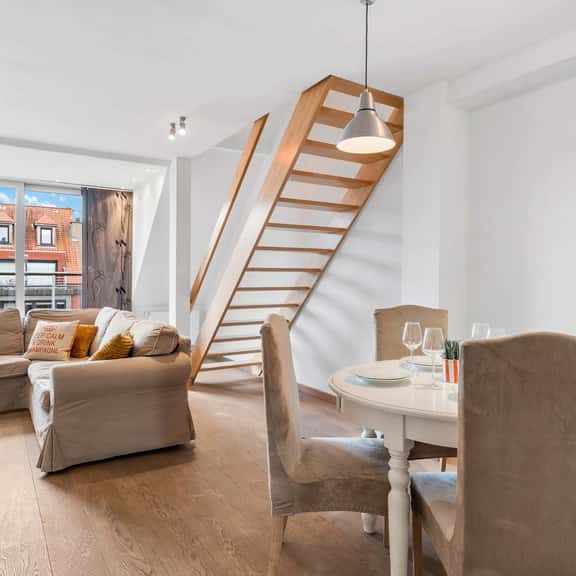Casiola - Charming Duplex with Terrace in Knokke - Image 1