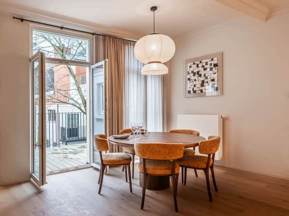 Pet-friendly Ghent retreat w/ terrace - Image 2