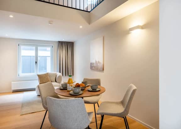 Bright duplex near Kouter market - Image 2