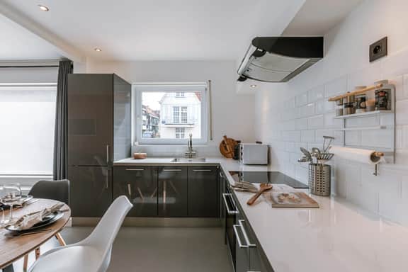Knokke retreat near the coast w/ full kitchen - Image 4